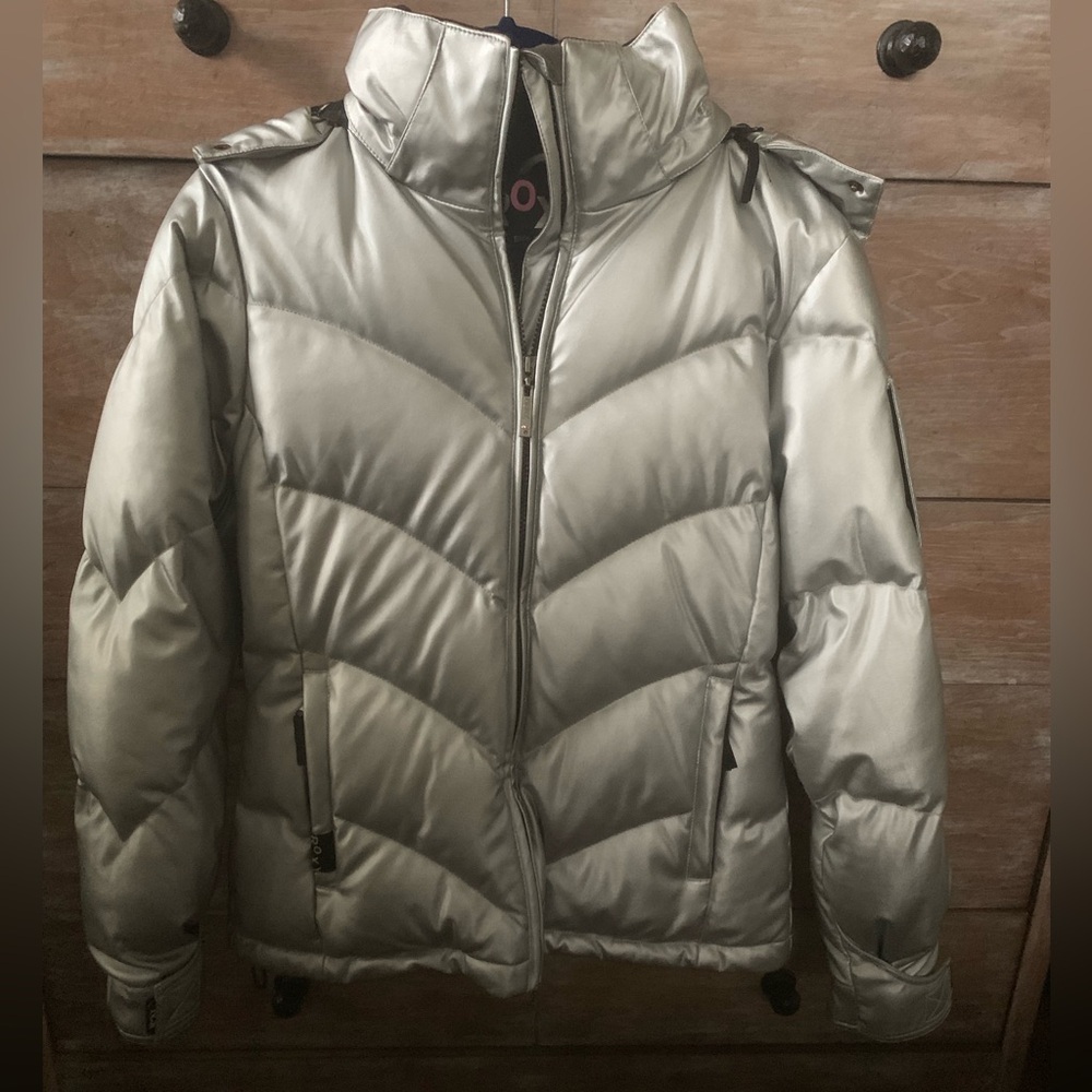 Y2K Roxy metallic silver quilted puffer ski-snowboard coat jacket. Small
